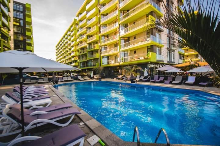 Alezzi Beach Resort Gorgeous Family Aparment Cu Piscina Năvodari Exterior foto